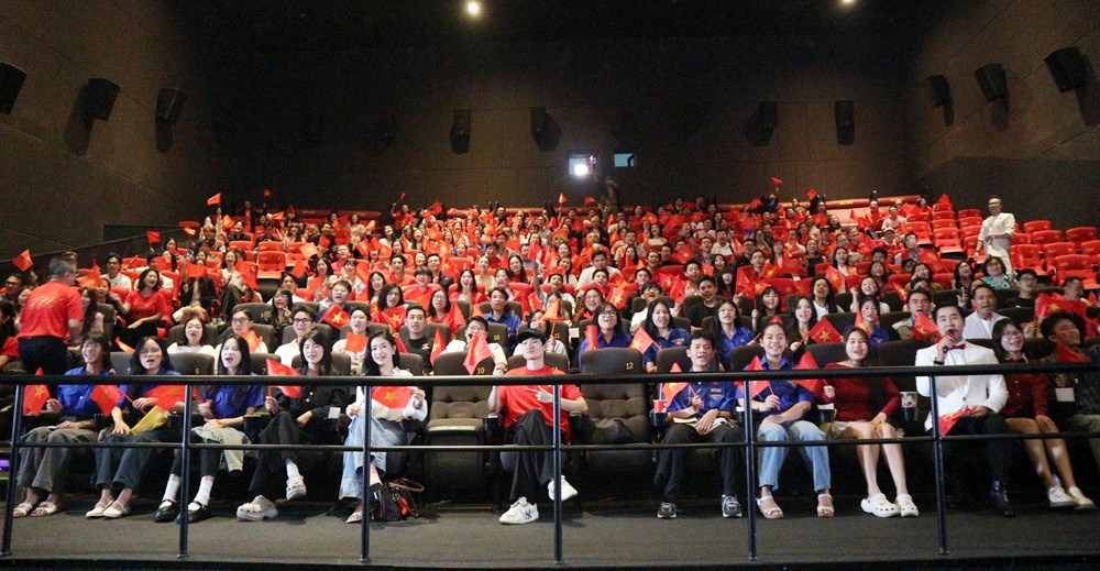 Suất chiếu đặc biệt ‘Tổ quốc trong tim: The Concert Film’ tại TP.HCM - ảnh 6