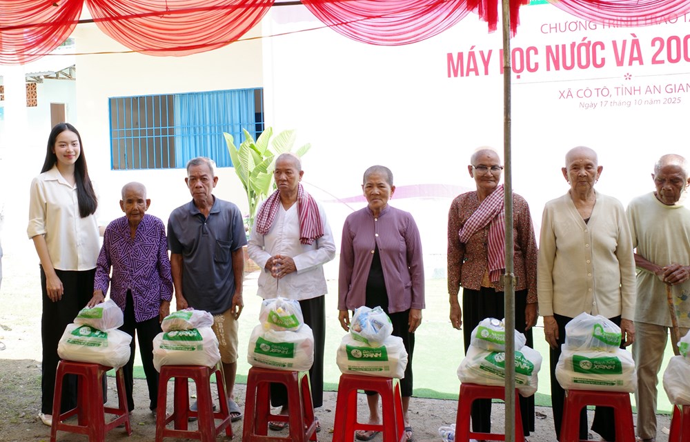 Hoa hậu Thanh Thủy mang 'Nước sạch' đến với người dân An Giang - ảnh 5