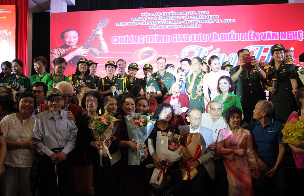 Dấu ấn 33 năm của Đoàn Ca Múa Nhạc Cựu Chiến binh TP.HCM - ảnh 13