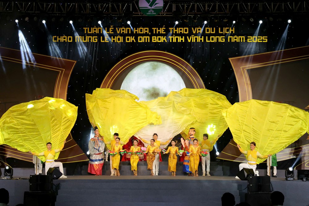 Tuần lễ VHTTDL chào mừng Lễ hội Ok Om Bok tỉnh Vĩnh Long 2025 diễn ra đến 5.11 - ảnh 8