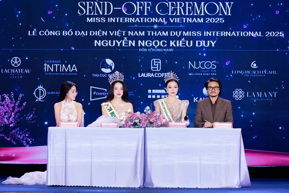 Hoa hậu Kiều Duy mang trang phục dân tộc 'Cửu Long Ẩn Vân' đến Miss International 2025 - ảnh 1