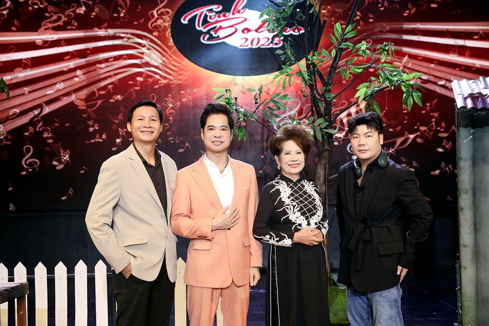 Huỳnh Thơ kết hợp cùng nhà giáo Mạnh Dung, lấy nước mắt giám khảo ở Tình bolero 2025 - ảnh 4