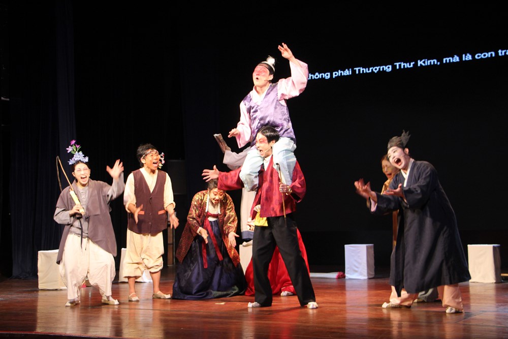 Giao lưu sân khấu TP.HCM – Busan - ảnh 2