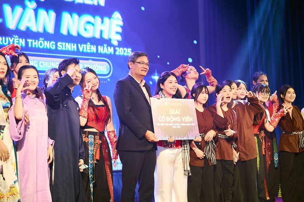 Sân chơi nghệ thuật phát triển 'văn-thể-mỹ' - ảnh 4