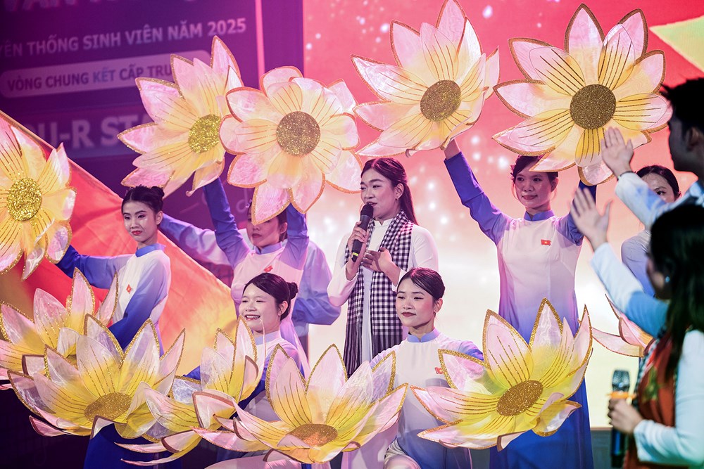 Sân chơi nghệ thuật phát triển 'văn-thể-mỹ' - ảnh 2