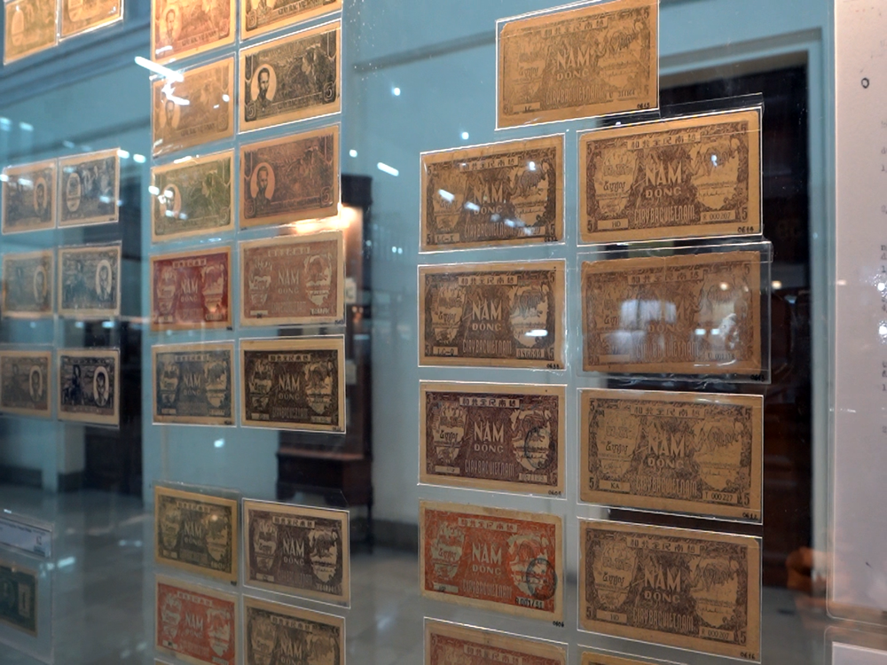 Lần đầu trưng bày quy mô lớn bộ sưu tập Đồng tiền Việt Nam - ảnh 4