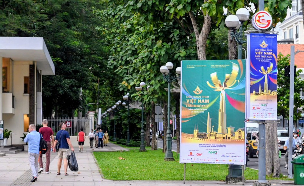 Đường phố TP.HCM nhuộm sắc màu điện ảnh - ảnh 5