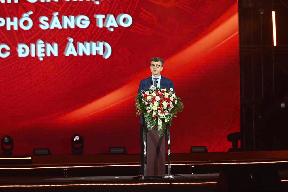 TP.HCM bừng sáng đêm khai mạc LHP Việt Nam và đón nhận danh hiệu UNESCO ‘Thành phố sáng tạo toàn cầu về điện ảnh’ - ảnh 7