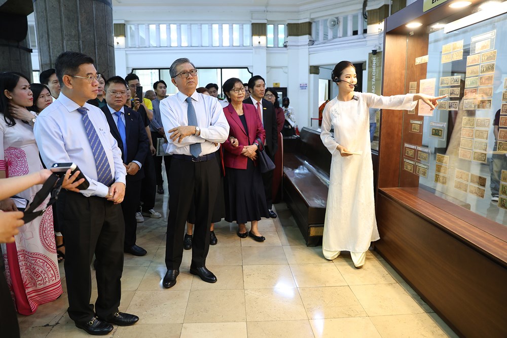 Khai mạc trưng bày 'Đồng tiền Việt Nam' với hơn 1.500 hiện vật - ảnh 2