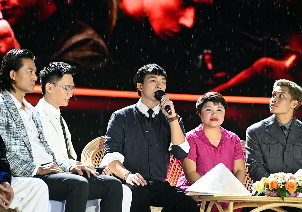 Đêm giao lưu cùng các đoàn phim tại sân khấu đường Nguyễn Huệ - ảnh 6