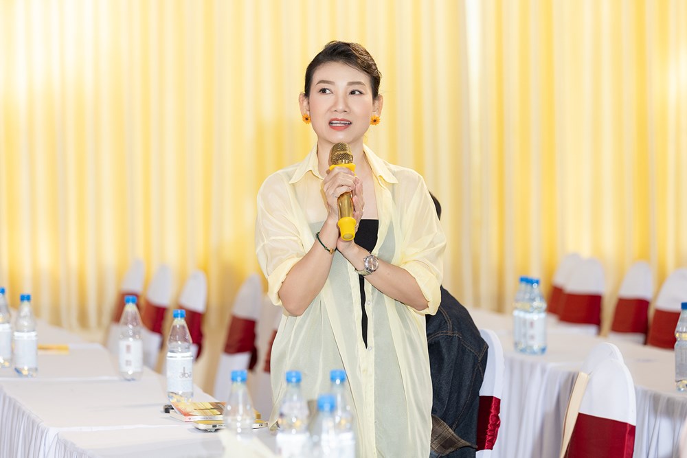 Nguyễn Hải Triều ra mắt tản văn 'Có một người đi cùng ta năm tháng' - ảnh 3