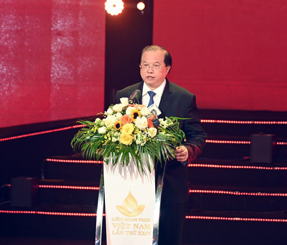 'Mưa đỏ' đoạt Bông sen Vàng 2025 - ảnh 4