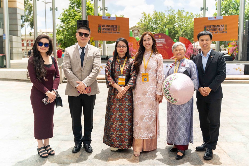 Tết Việt giữa lòng Tây Úc và những tấm lòng hướng về miền Trung - ảnh 3