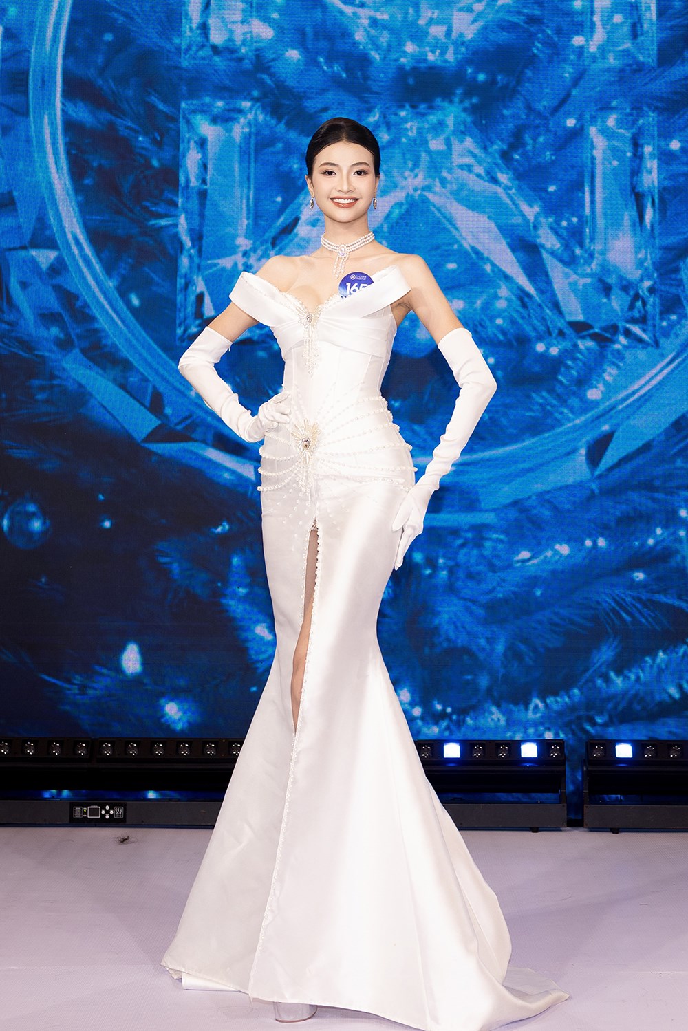 Ra mắt Top 50 vào vòng Chung kết Miss World Vietnam 2025 - ảnh 6