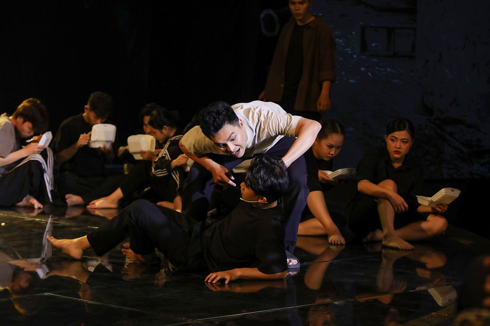 MC Quốc Trí lấy nước mắt giám khảo, giành á quân Tình Bolero 2025 - ảnh 2