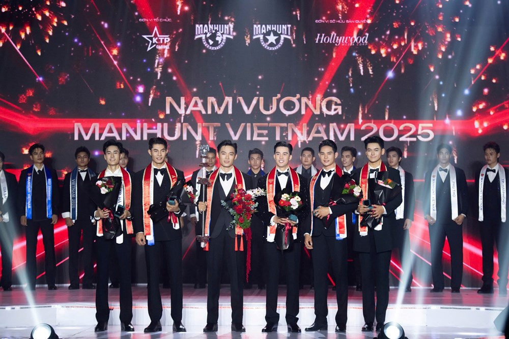 Ứng xử thuyết phục về lừa đảo trực tuyến, chàng trai Phú Thọ đăng quang Manhunt Vietnam 2025 - ảnh 5