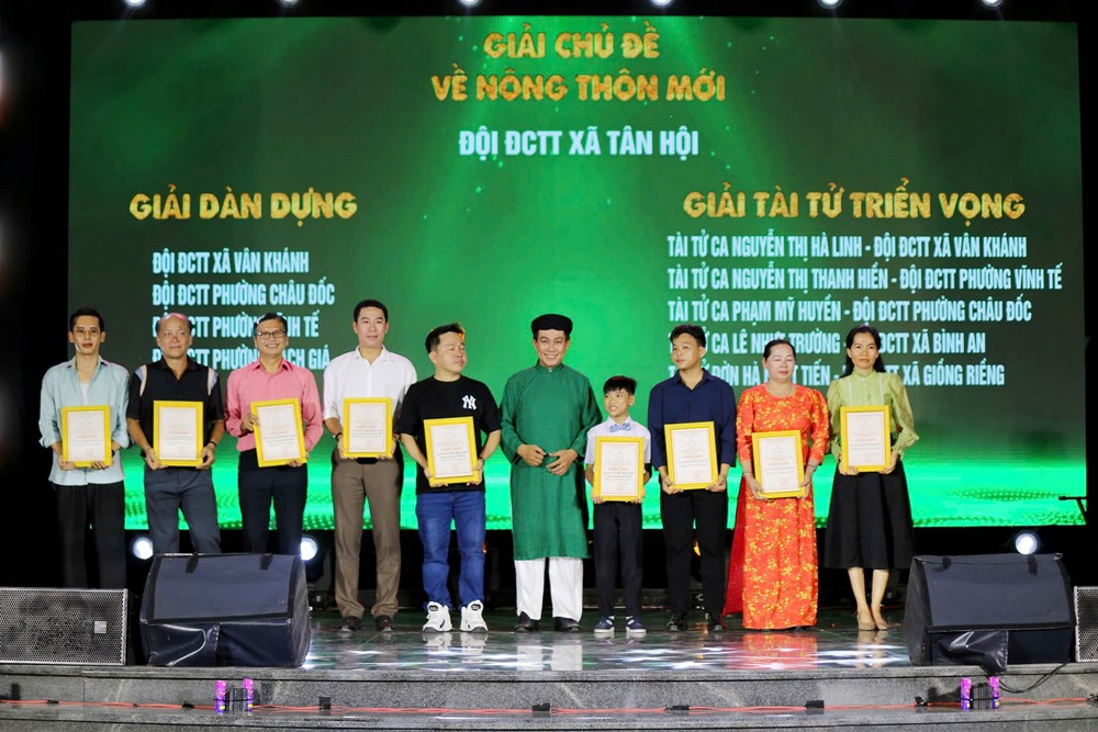 Điểm nhấn của “Tuần lễ hoạt động văn hóa - Xây dựng nông thôn mới tỉnh An Giang 2025“ - ảnh 8