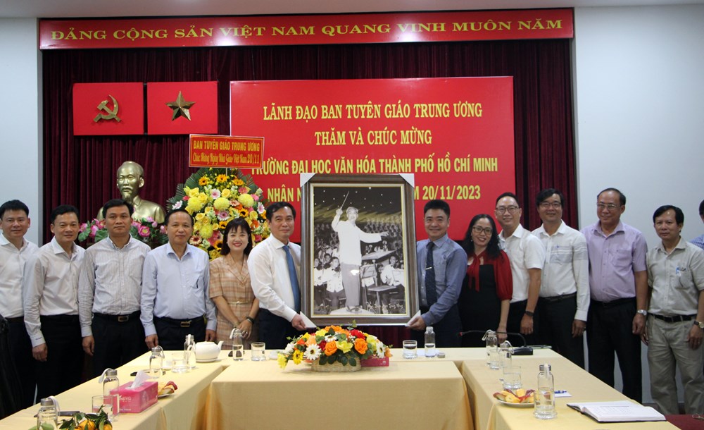 Công tác lãnh đạo, định hướng chiến lược phát triển giai đoạn 2026–2036 - ảnh 1