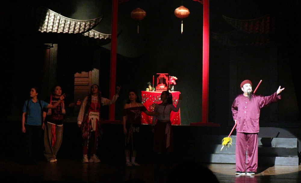 Hát bội “Sắc – ấn ngọc Nam phương” diễn phục vụ miễn phí đến hết năm - ảnh 3