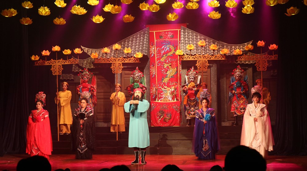 Hát bội “Sắc – ấn ngọc Nam phương” diễn phục vụ miễn phí đến hết năm - ảnh 2