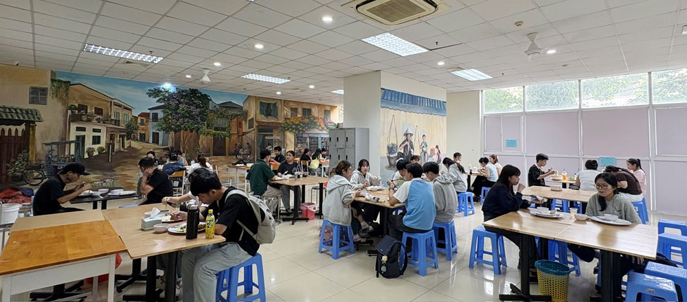 Căng tin phi lợi nhuận phục vụ sinh viên - ảnh 1