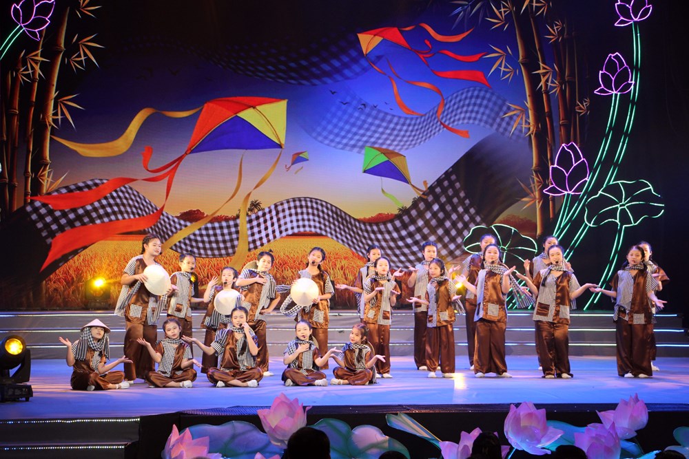 Nhớ Lư Nhất Vũ - Lê Giang qua đêm thơ nhạc “Khúc hát ân tình“ - ảnh 7