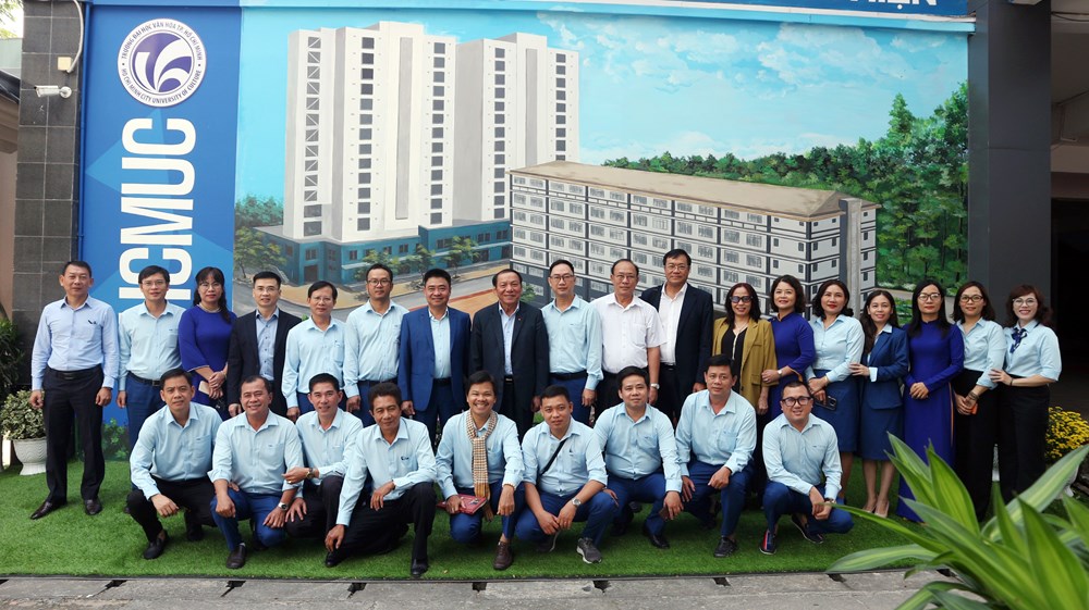 Giữ nhịp truyền thống, “thắp lửa” cho Trường Đại học Văn hóa TP.HCM - ảnh 8