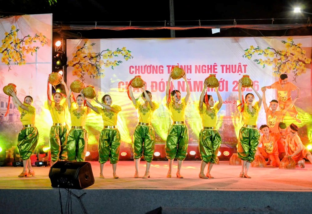 Chương trình nghệ thuật “Thành phố mùa xuân” chào mừng năm mới 2026 - ảnh 2