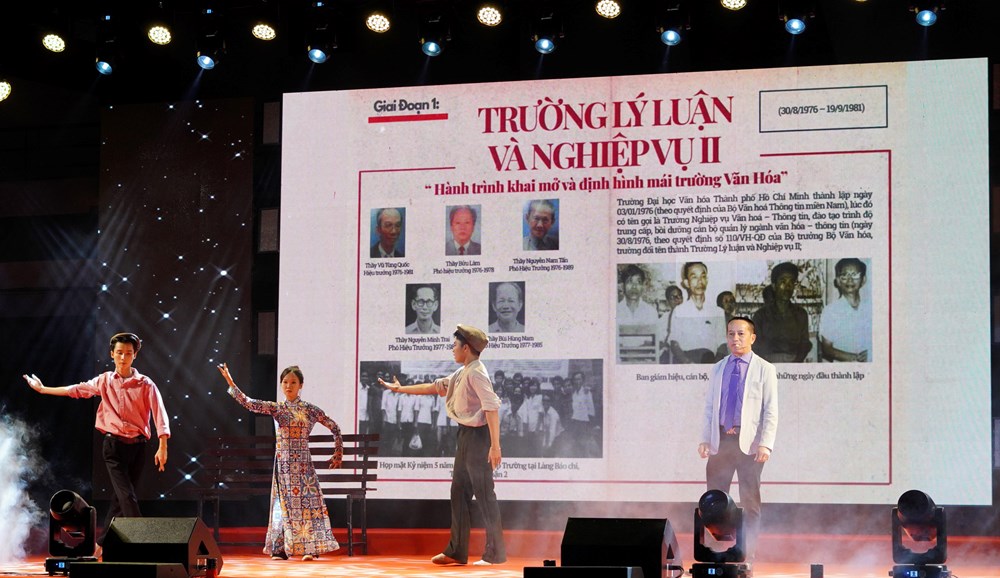 Xúc động chương trình giao lưu nghệ thuật Gala “50 năm - Ngày về“ - ảnh 4