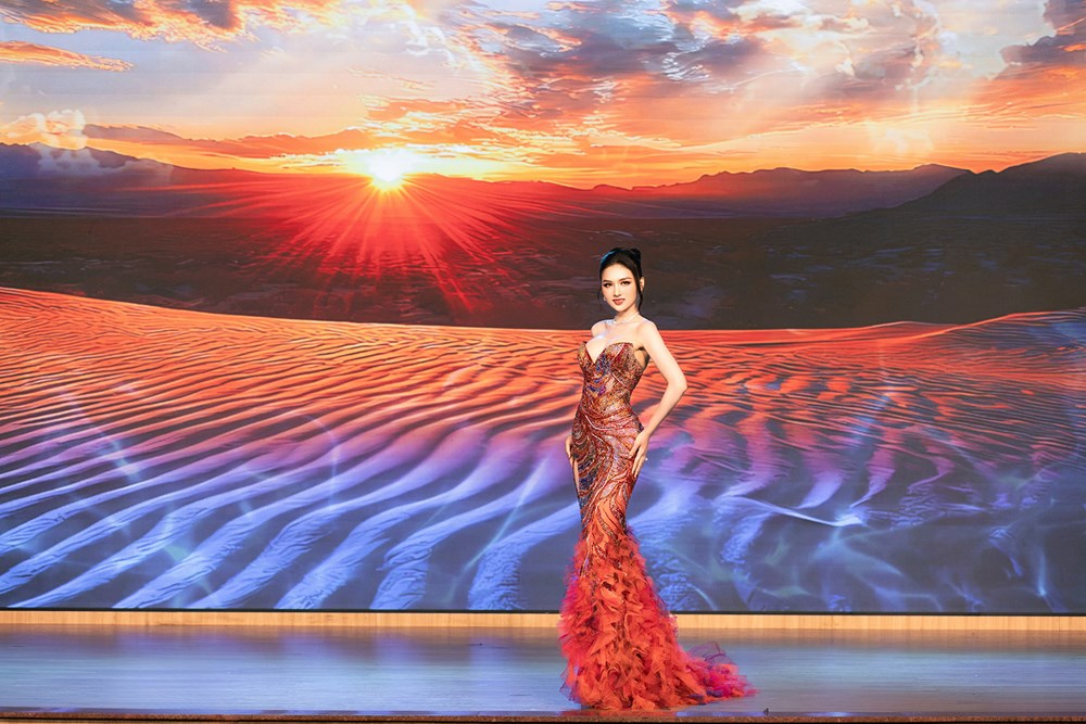 Á hậu Thu Ngân giới thiệu văn hóa đồng bào Châu Ro đến Miss Intercontinental - ảnh 4