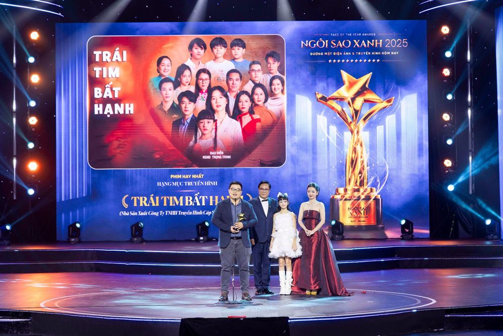 “Mưa đỏ” đoạt giải Phim hay nhất tại Ngôi sao Xanh 2025 - ảnh 7