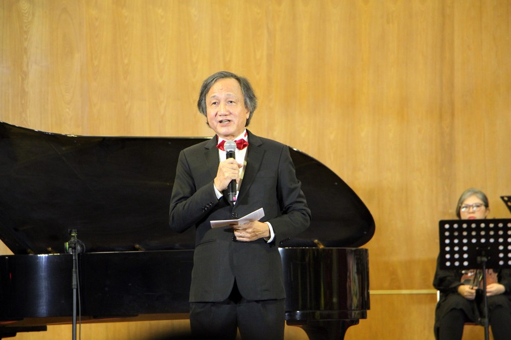 Xúc động đêm nhạc tưởng nhớ “Nhạc sĩ Ánh Dương - Chào em cô gái Lam Hồng“ - ảnh 8