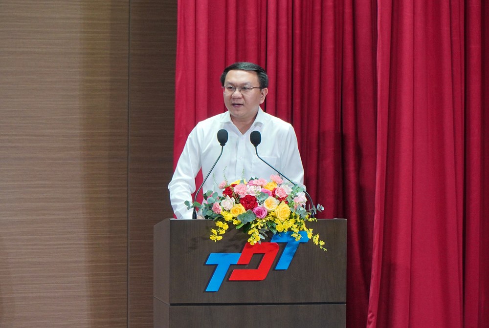 TP.HCM trao cơ hội, đặt hàng nhiệm vụ trường đại học - ảnh 3