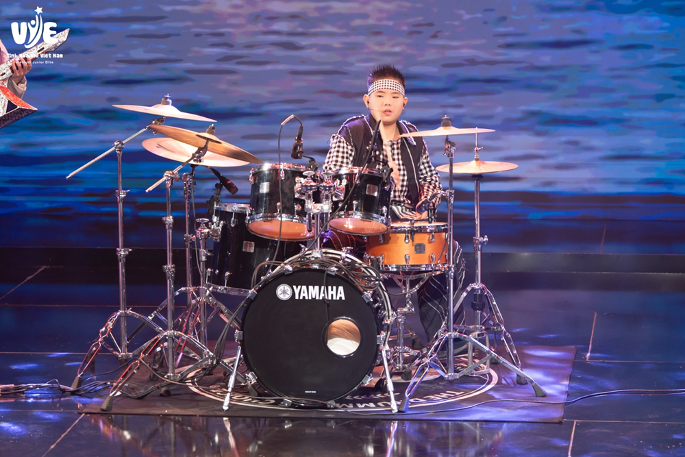 Á quân Tinh hoa nhí Tạ Gia Thiện tạo dấu ấn với tiết mục trống jazz - ảnh 3