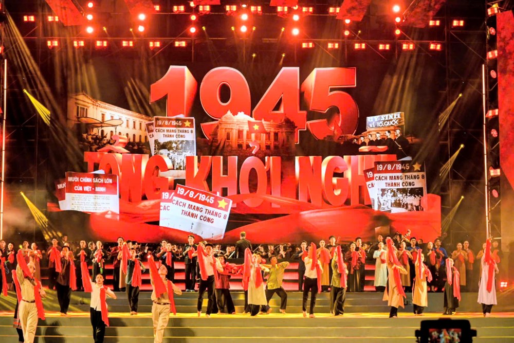 Chương trình nghệ thuật “Ánh sáng niềm tin và khát vọng” mừng thành công Đại hội XIV của Đảng - ảnh 3