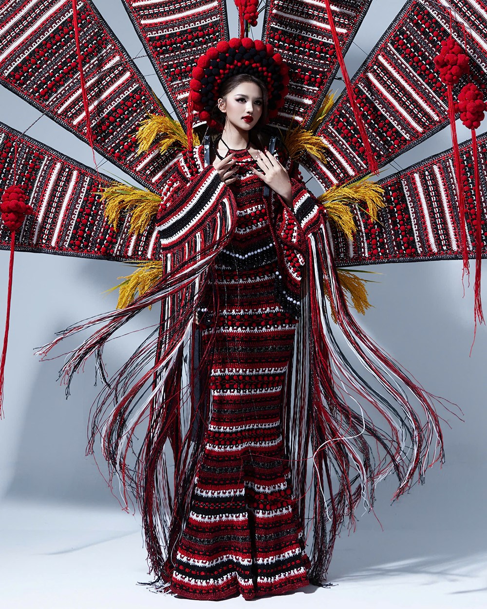 Á hậu Thu Ngân vào đêm chung kết Miss Intercontinental - ảnh 4