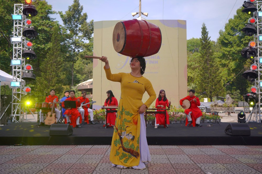 “Tết nghĩa tình – Phường hạnh phúc” với không gian văn hóa nghệ thuật đậm sắc Nam Bộ - ảnh 2