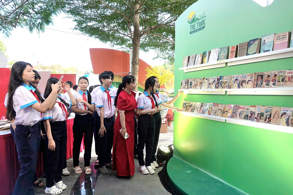 Khai mạc “Sắc Xuân miệt vườn” và “Công viên Sách Xuân” Bính Ngọ 2026 - ảnh 4