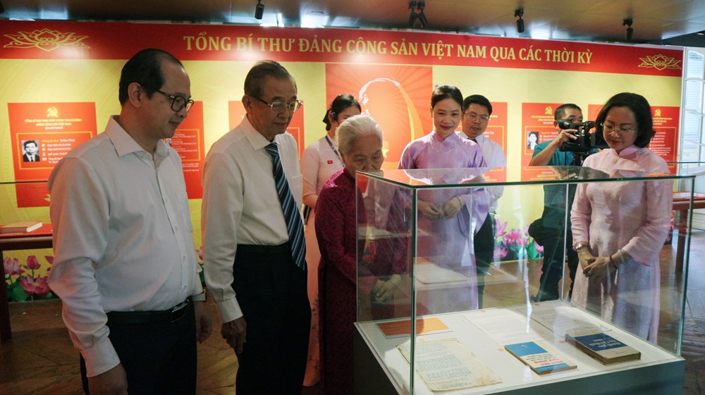 Bảo tàng TP.HCM khai mạc chuỗi hoạt động “Mừng Xuân Bính Ngọ – Mừng Đảng quang vinh” - ảnh 2