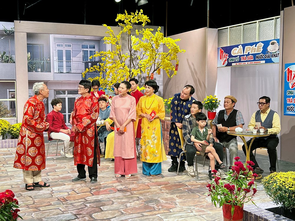 Kịch Tết HTV9 “Lấy may lấy lộc”: Tiếng cười xuân và câu chuyện sẻ chia - ảnh 1