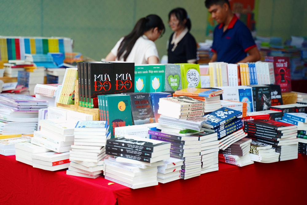 TP.HCM: Chờ đón Lễ hội Đường hoa, Đường sách Tết Bính Ngọ 2026 tại khu vực Bình Dương - ảnh 8