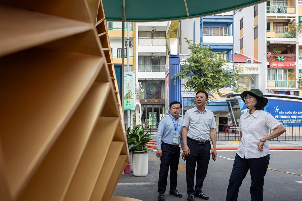 Lãnh đạo TP.HCM kiểm tra công tác chuẩn bị Đường Sách Tết Bính Ngọ 2026  - ảnh 2