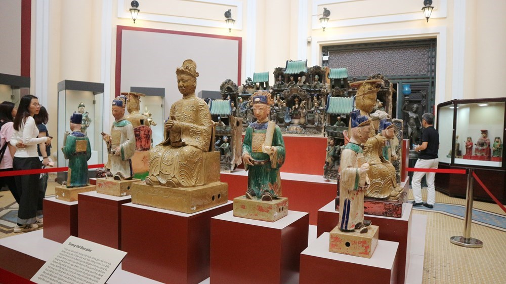 Vì sao Bộ tượng gốm men nhiều màu Tam quan Đại Đế được công nhận Bảo vật quốc gia? - ảnh 7