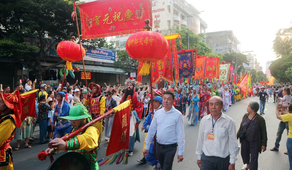 Rộn rã “Ngày Tết Nguyên Tiêu” đêm rằm đầu Xuân Bính Ngọ 2026 - ảnh 15
