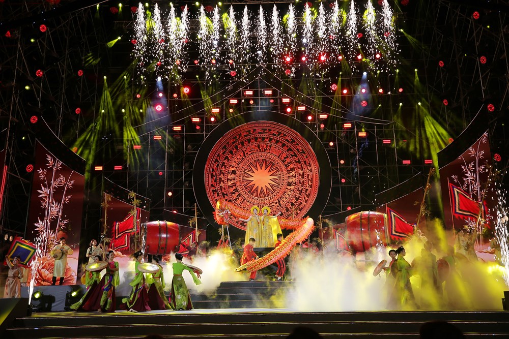 Rộn rã “Ngày Tết Nguyên Tiêu” đêm rằm đầu Xuân Bính Ngọ 2026 - ảnh 4