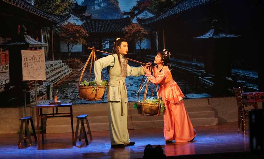 Vở “Gánh cải Trạng nguyên” công diễn trước thềm Ngày Quốc tế phụ nữ 8.3 - ảnh 1