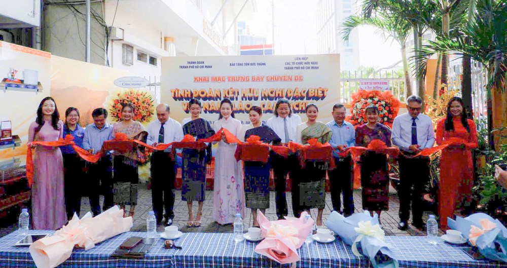 Trưng bày chuyên đề “Tình đoàn kết hữu nghị đặc biệt Việt Nam – Lào – Campuchia“ - ảnh 1