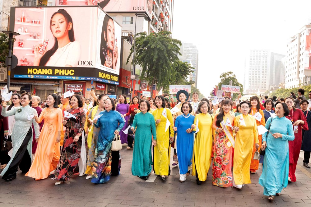 TP.HCM tổ chức chương trình “Tự hào Phụ nữ TP.HCM” - ảnh 6
