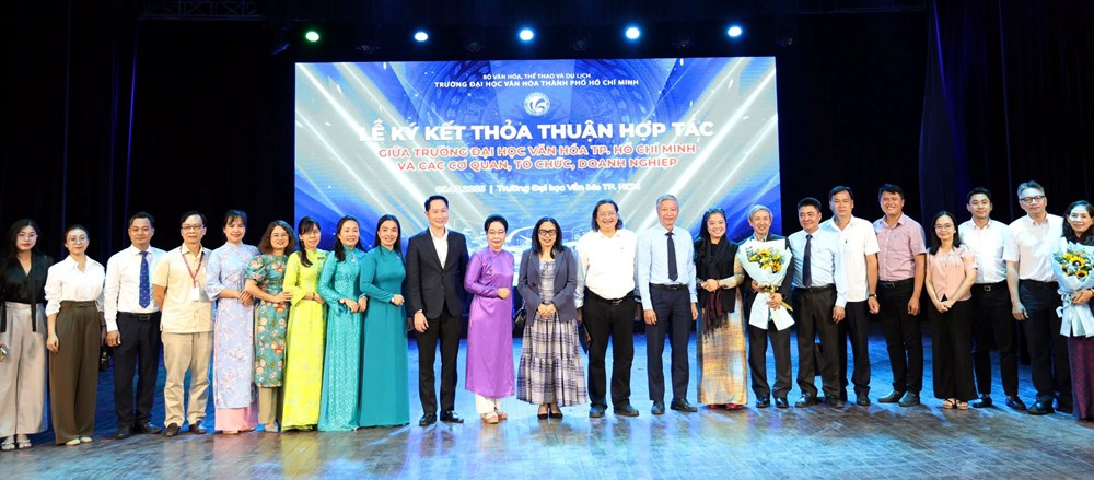 Chuỗi hoạt động tưởng niệm 100 năm ngày mất Phan Châu Trinh - ảnh 6