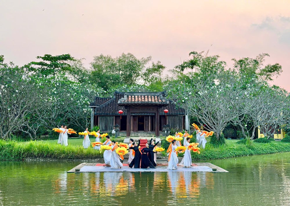 Bảo tàng Áo Dài tưởng niệm 65 năm thảm họa da cam tại Việt Nam - ảnh 3